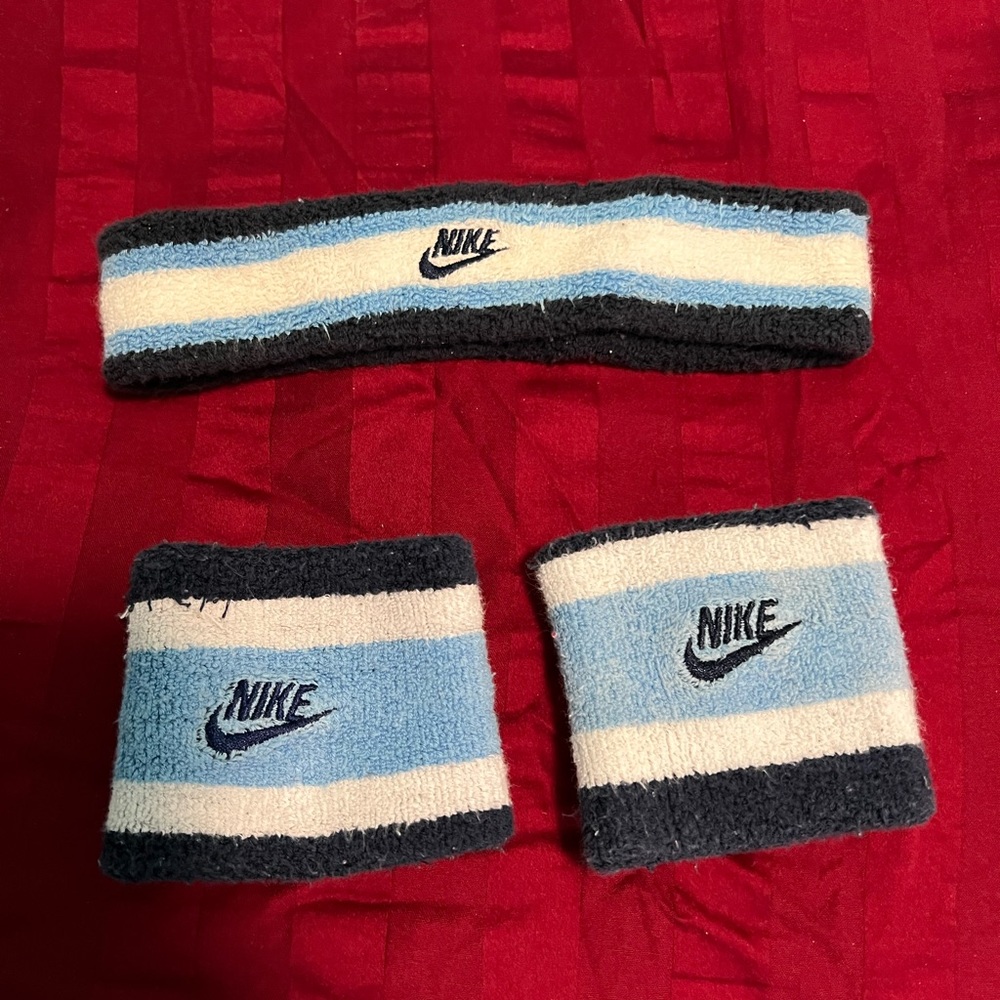 Nike headband and wristband